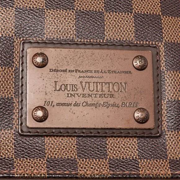 Louis Vuitton Damier Canvas District PM Bag - Picture 6 of 11